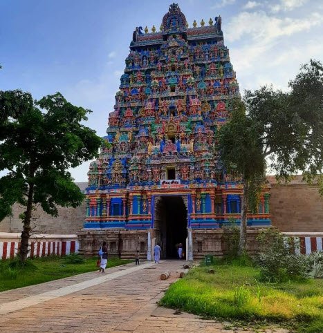 Akilandeshwari Temple Thiruvanaikaval, Tiruchirappalli, Tamil Nadu - Vushii.com